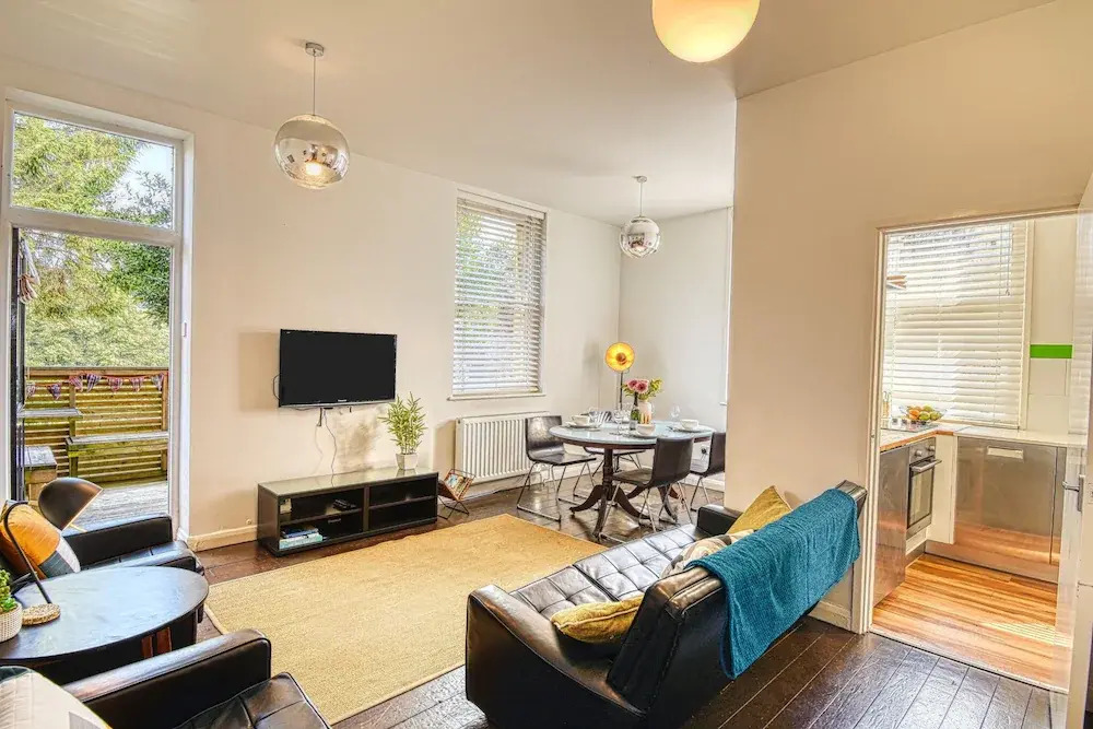 1 Bedroom Flat in Central Location