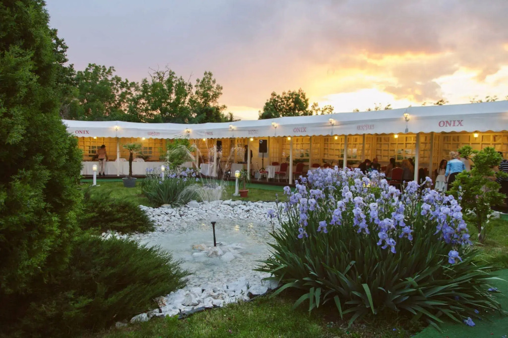 Hotel Onix