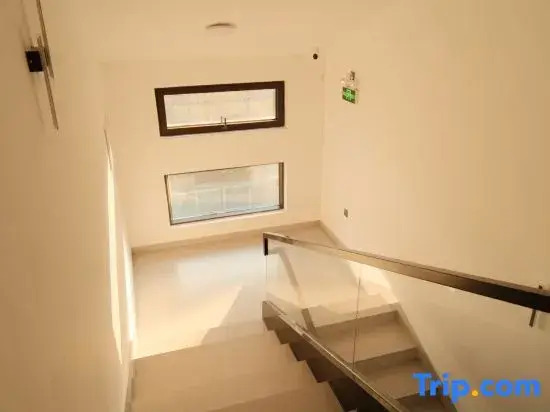 Tonglu Shanyali Linxiya Zhu  Mountain Forest Serenity Farmhouse Fresh Style Designer Vacation Rental
