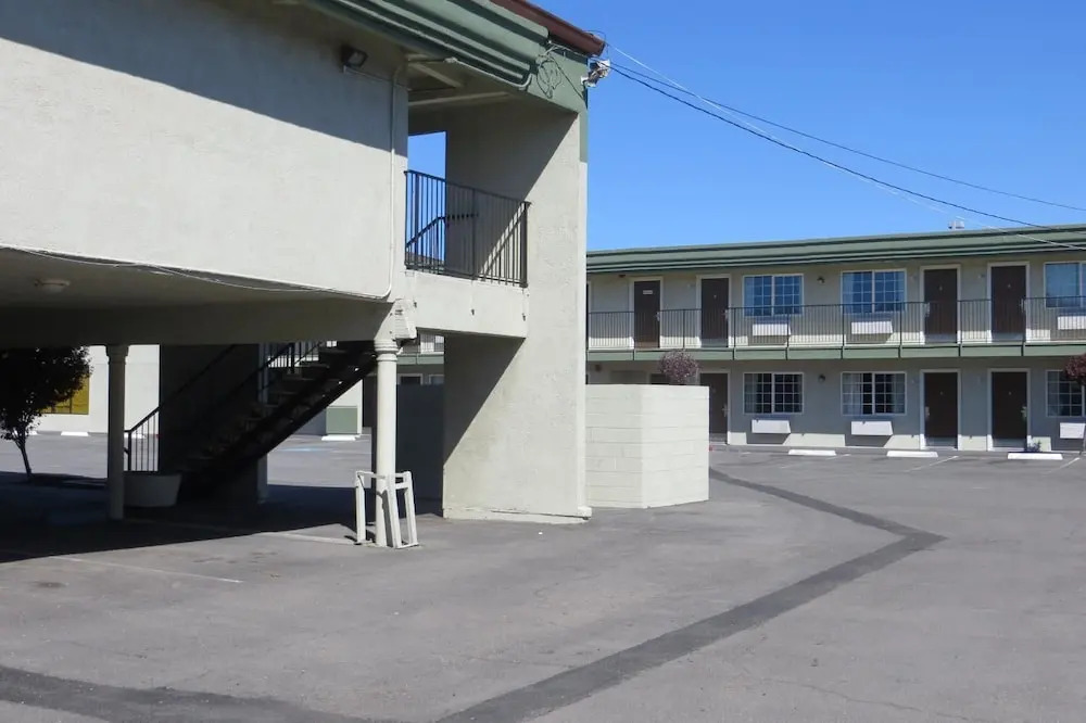 American Inn Stockton