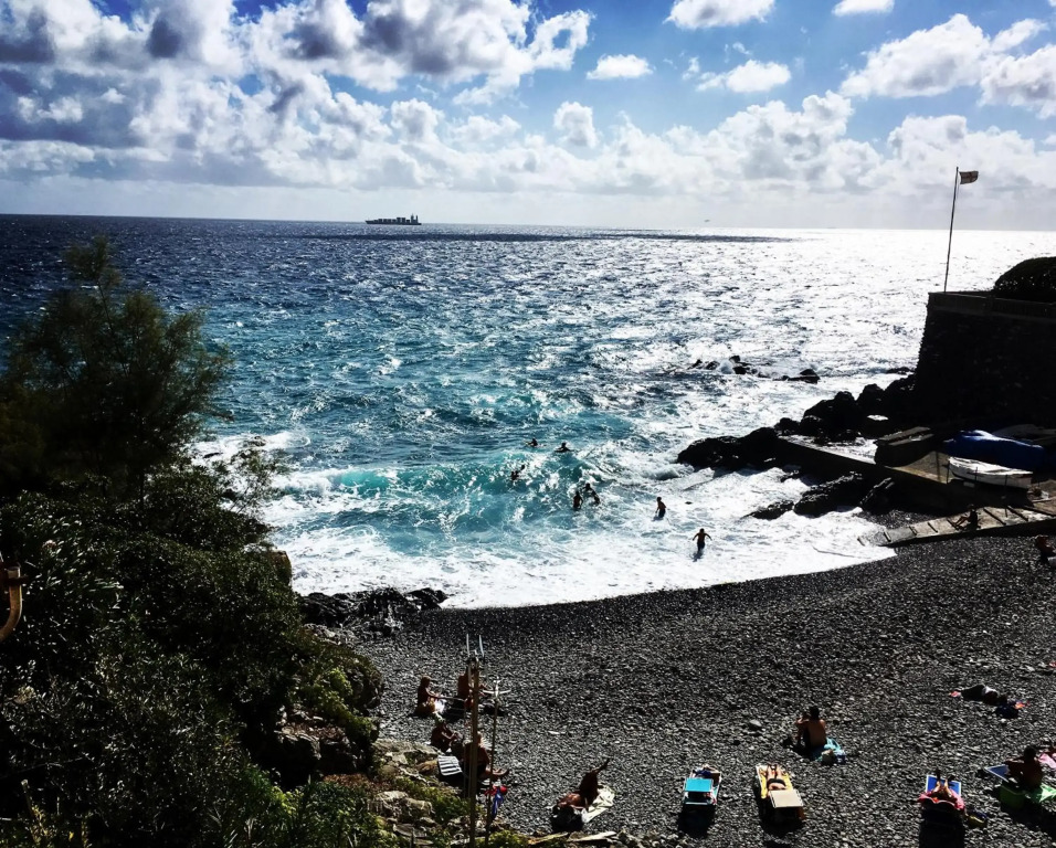 Romantic Sea View Flat in Genova Nervi