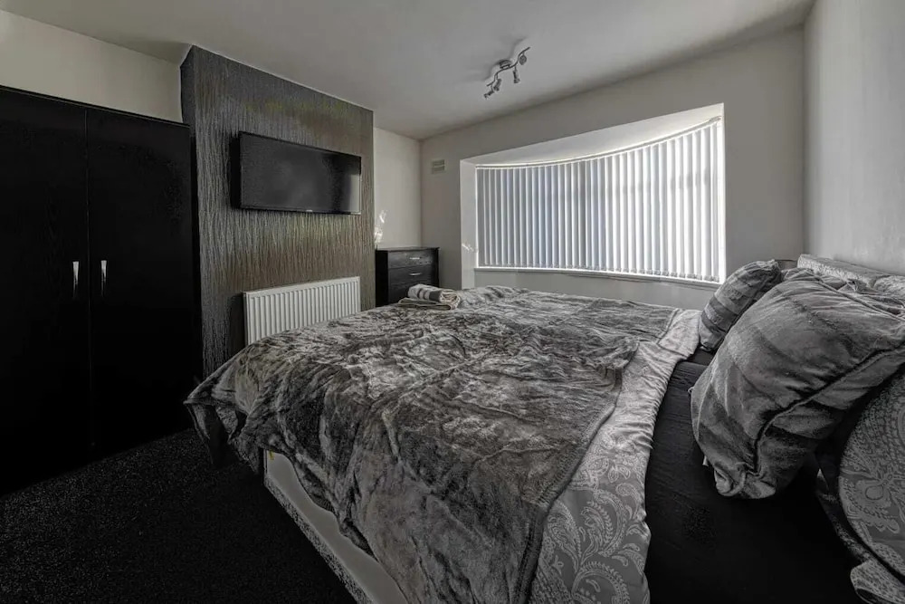 Penderford Home