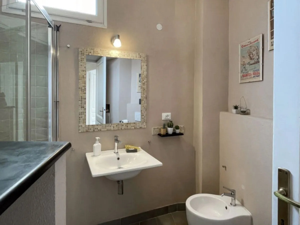 Apartment 8 1/2 Imperia