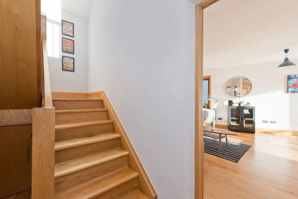 2 Bedroom City Centre Apartment With Patio