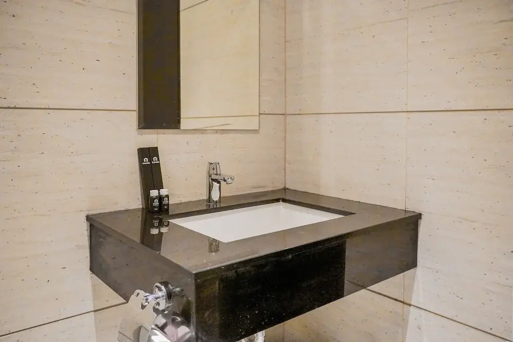 Fully Furnished with Modern Design 1BR Brooklyn Apartment