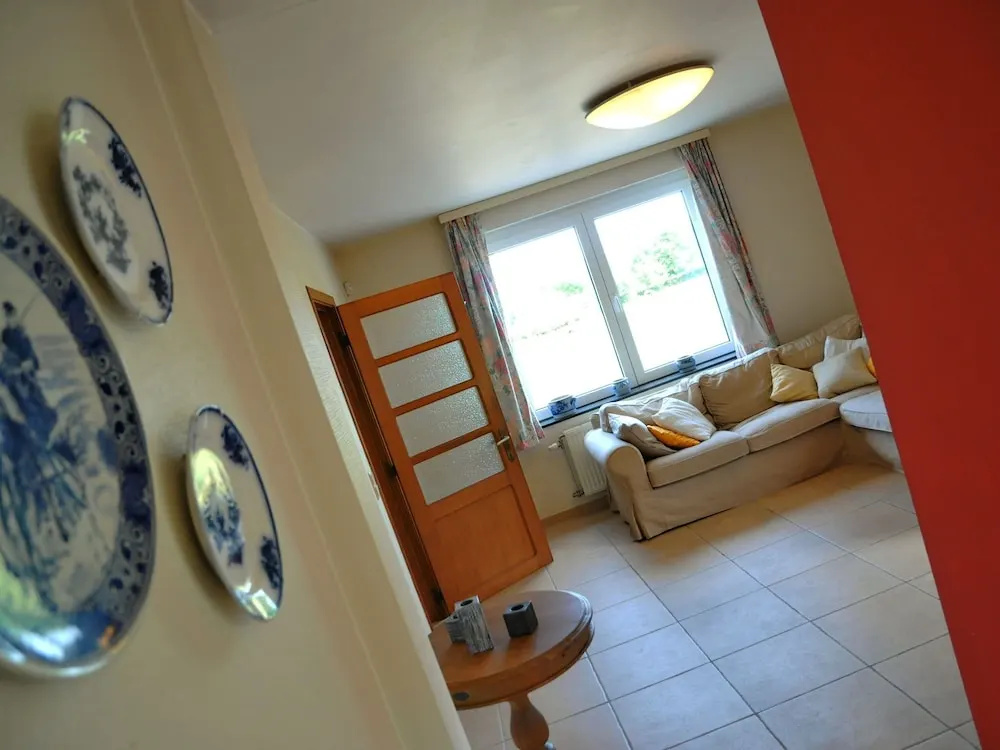 Rural, Comfortable Holiday Home in Noiseux With Ourthe River Flowing Closeby