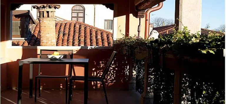 Palazzetto 113