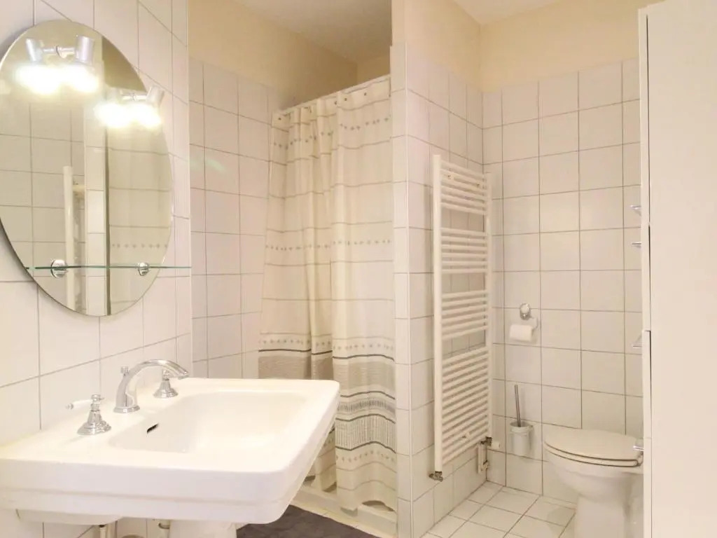 Charmant Appartement Central à Angers - Tout Inclus, Wifi, Proche Gare et Patrimoine - FR-1-622-6