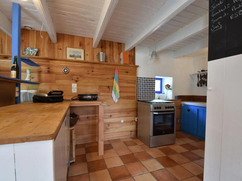 House full of charm with garden,10min from the Pointe du Raz