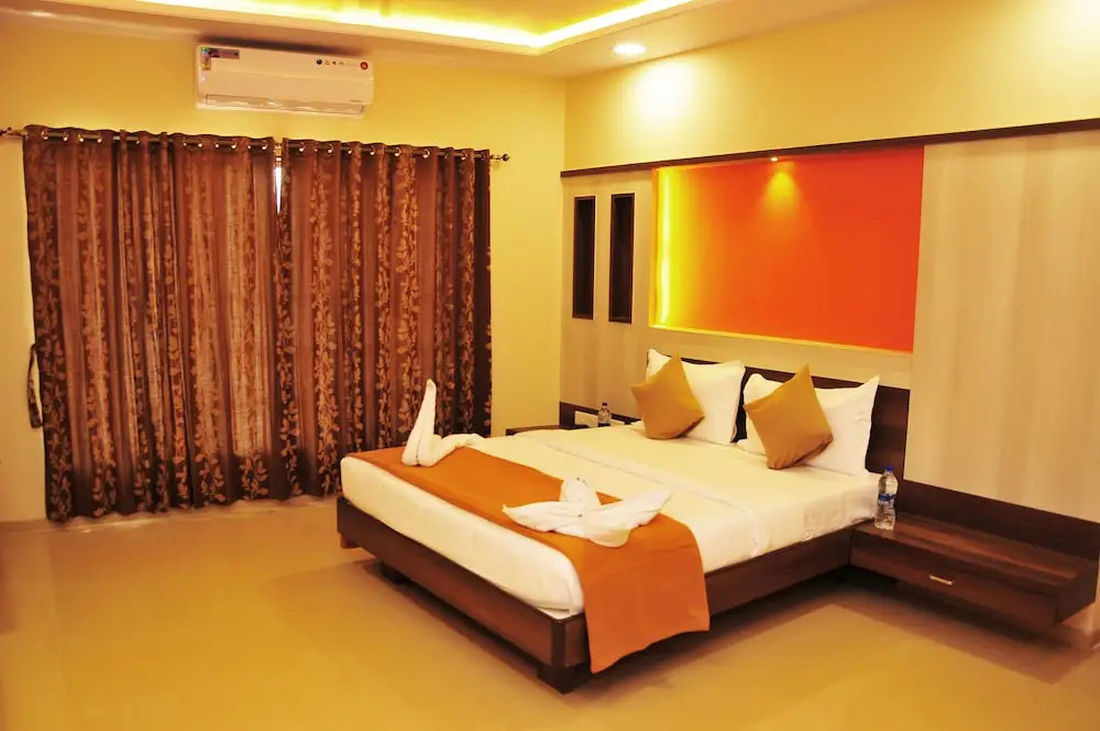 Aakash Hotel