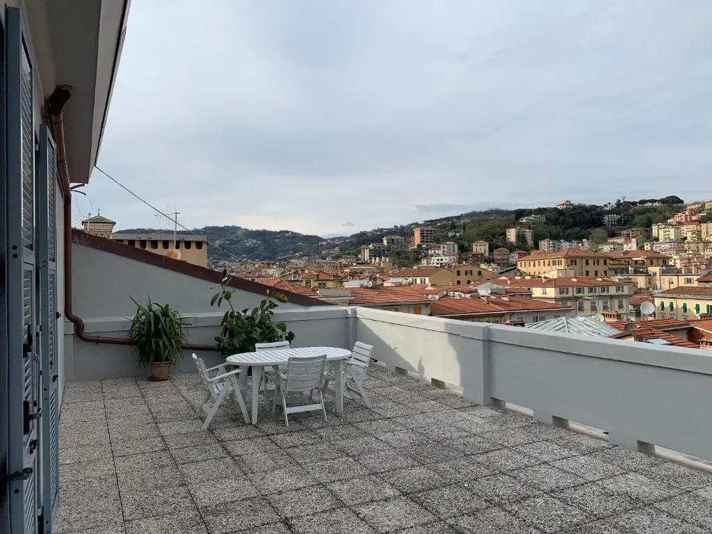 70's LA SPEZIA PENTHOUSE