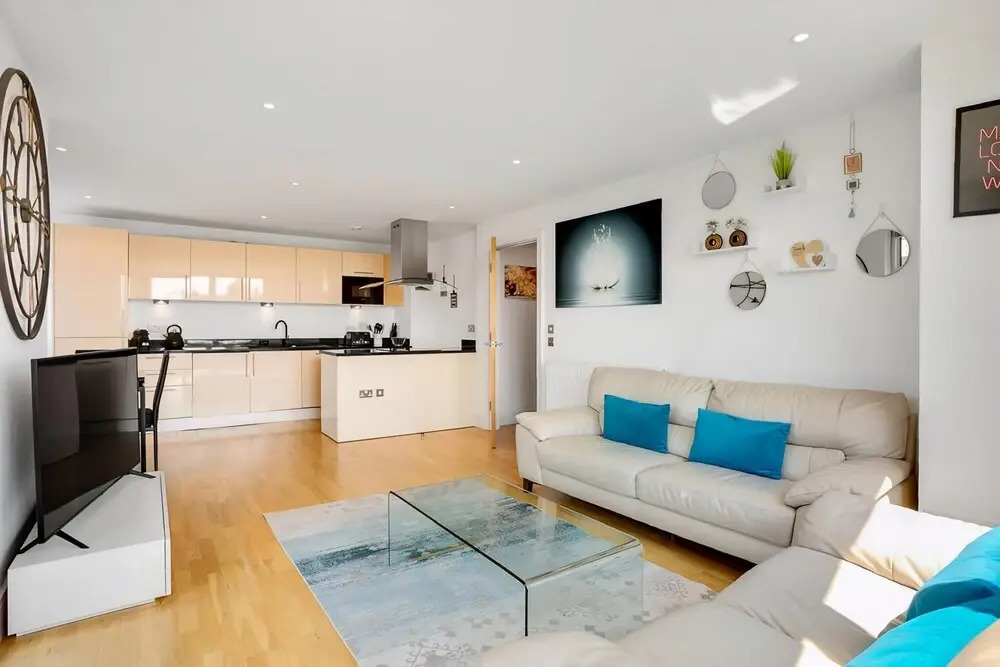 Panoramic London: 3-Bed City Oasis