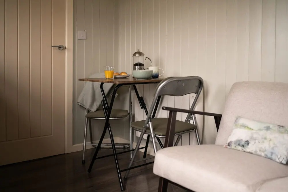 1 Bed Shepherds Hut-sleeps 2-pets-parking-mtn View