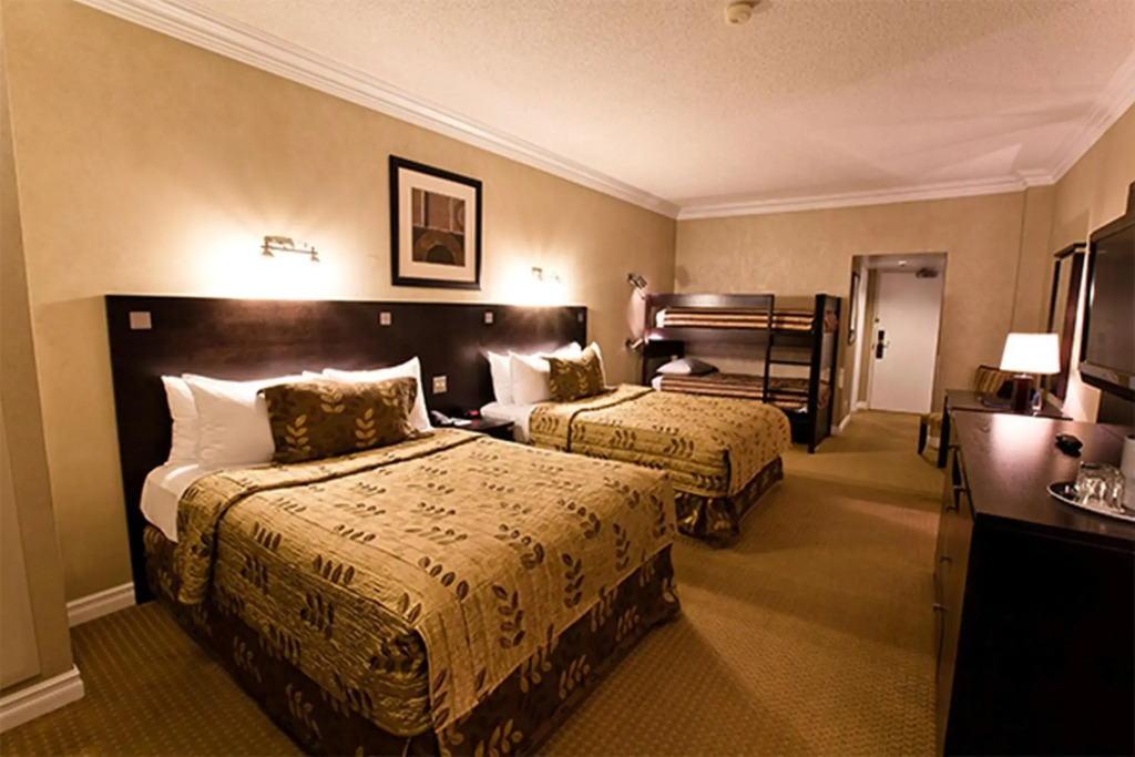 Fantasyland Hotel
