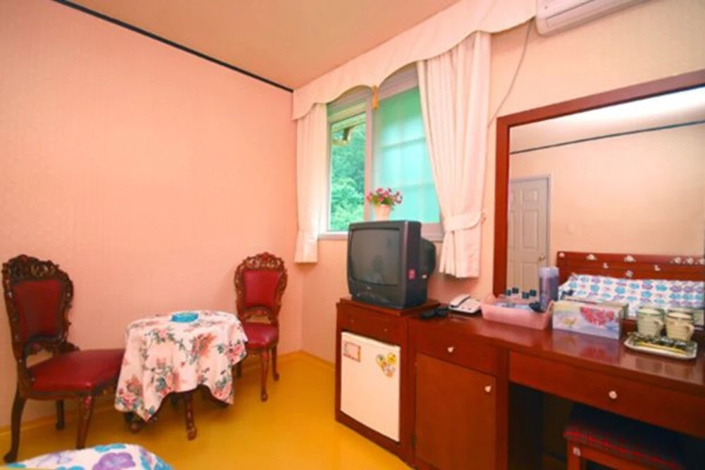 Gangneung Sanseong Park Pension