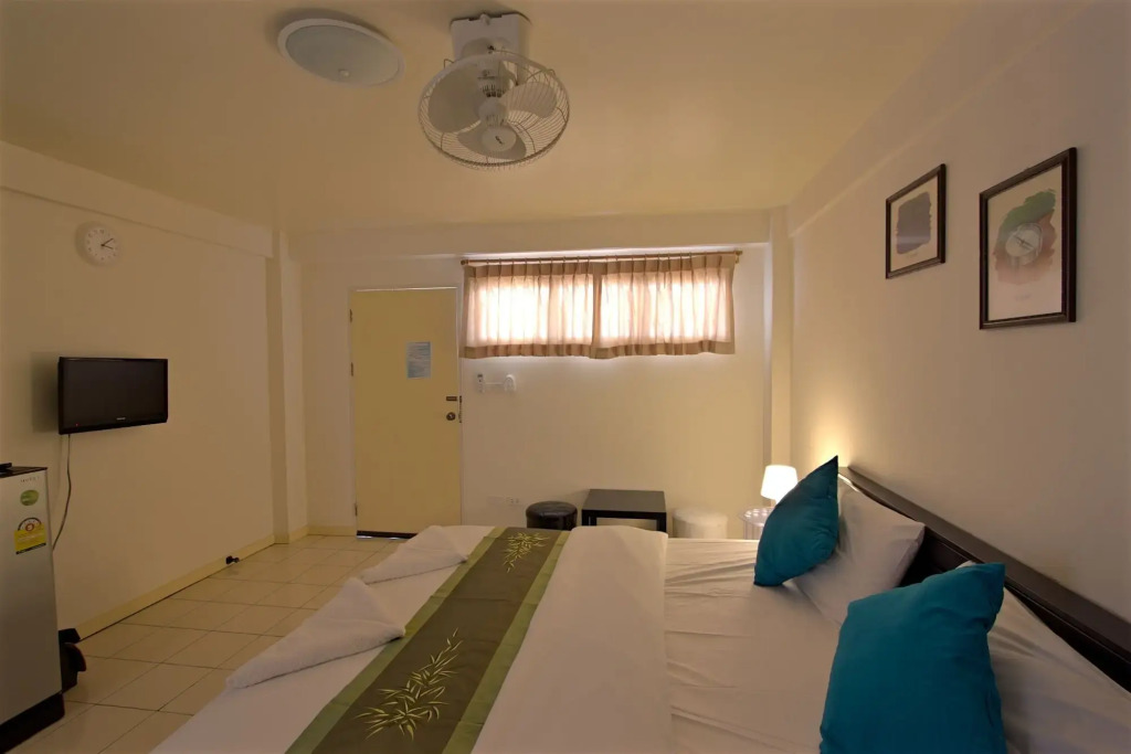 Charn Residence