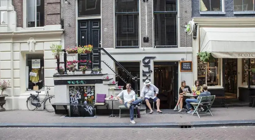 Amsterdam Center Lounge