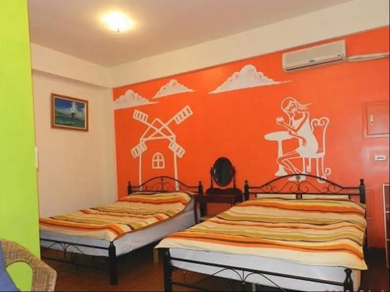 Kenting Prague Bed and Breakfast