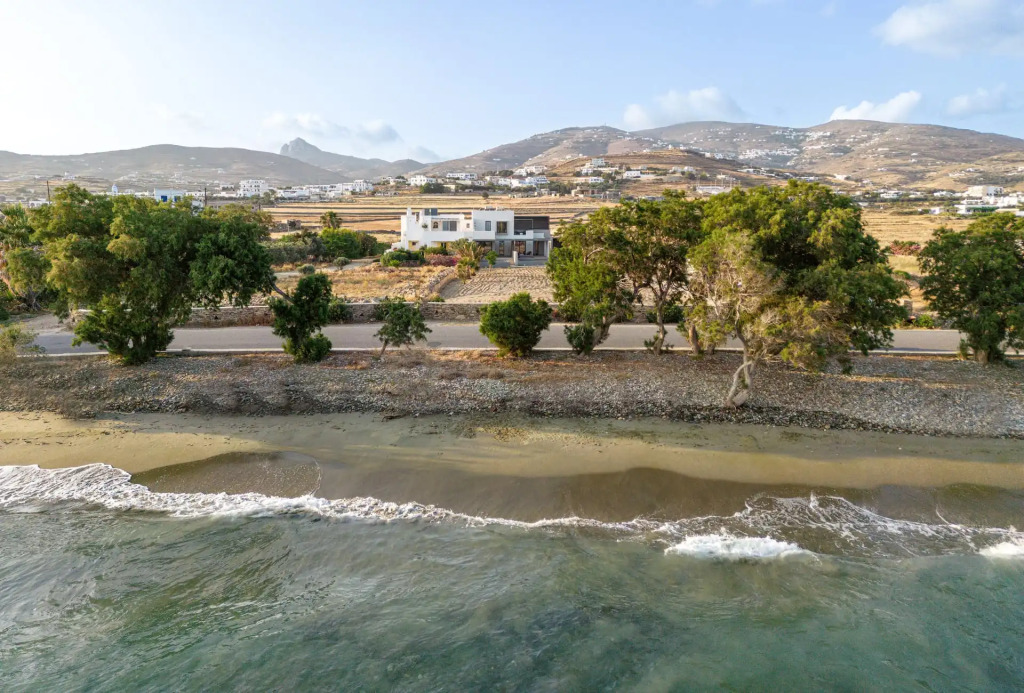 Yenesis Seaside Retreat