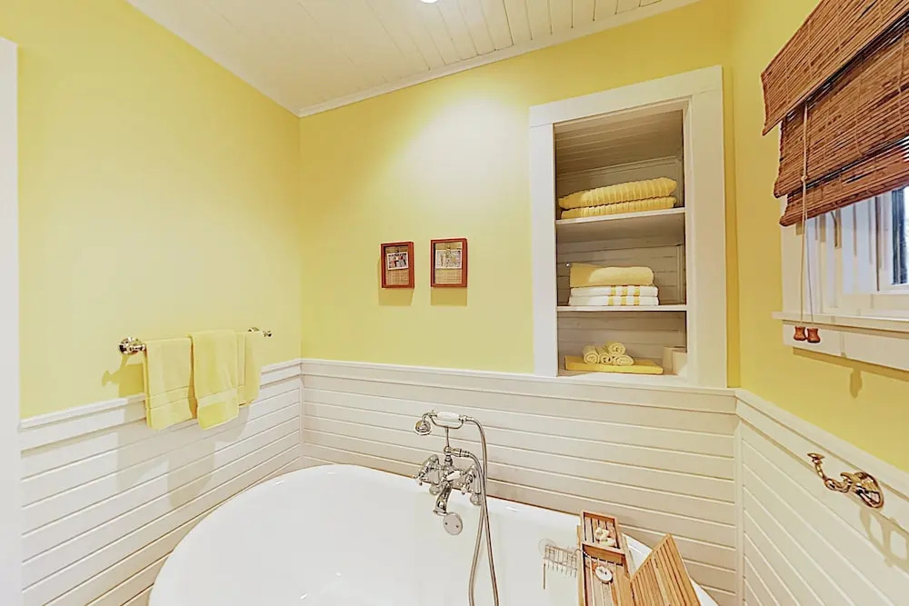New Listing! Longboard House W/ Pool & Hot Tub 3 Bedroom Home