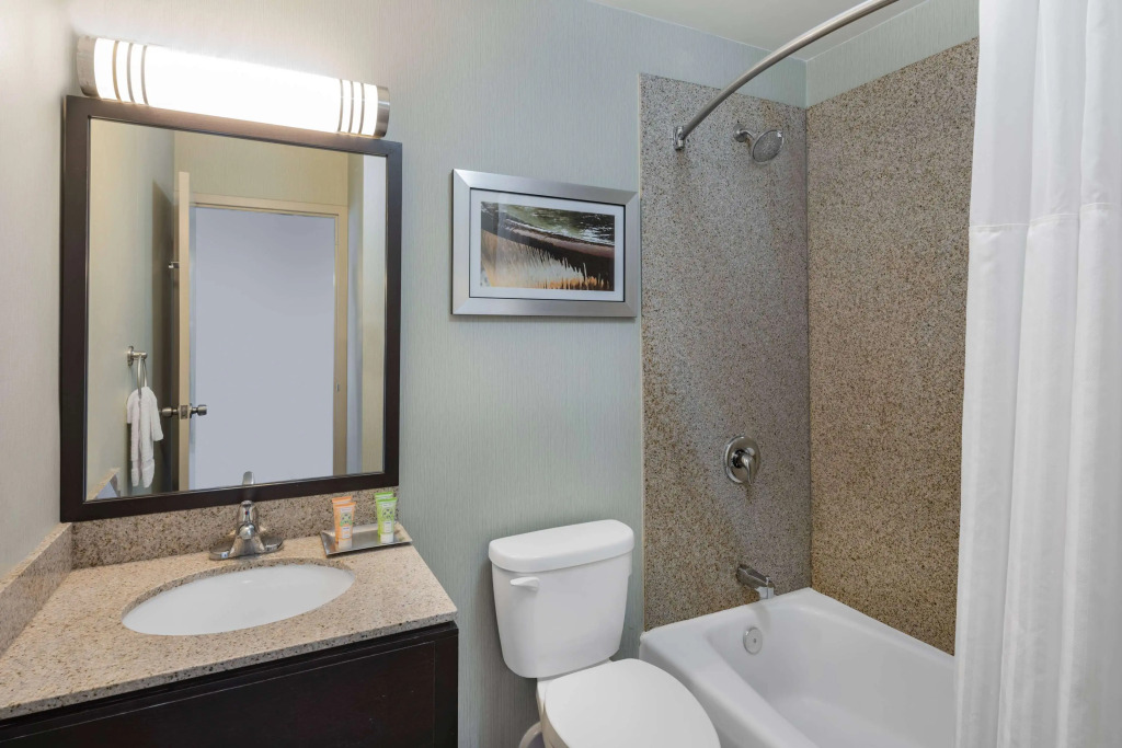 Wyndham Garden Kenosha Harborside