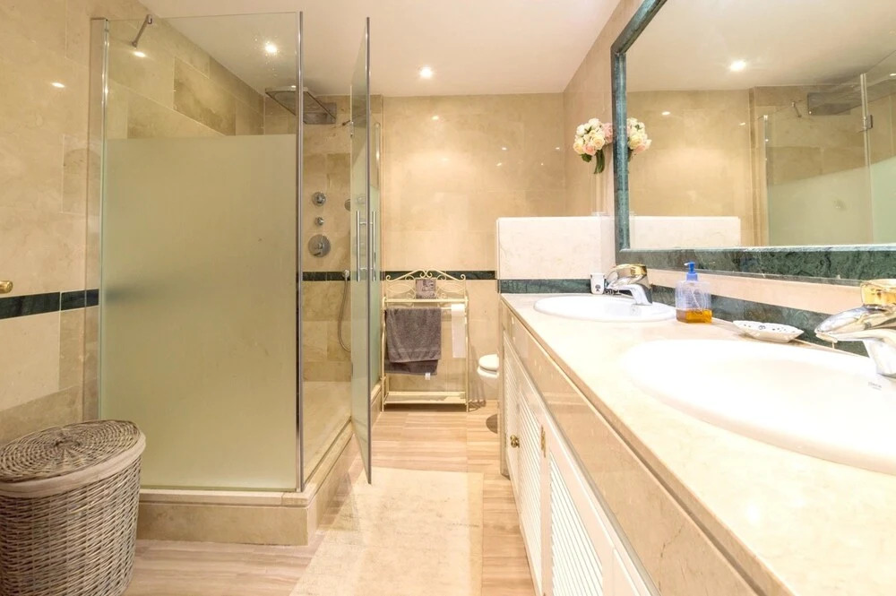 Apartment With 3 Bedrooms in Marbella, With Wonderful sea View, Pool A