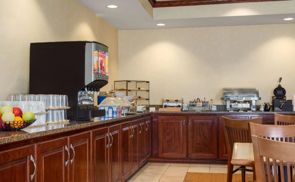 Garner Hotel Madison - Huntsville Airport by IHG