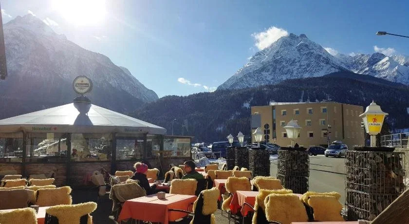 Hotel Bellaval Scuol