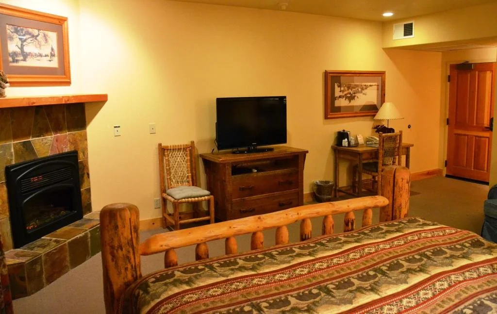 Daniels Summit Lodge