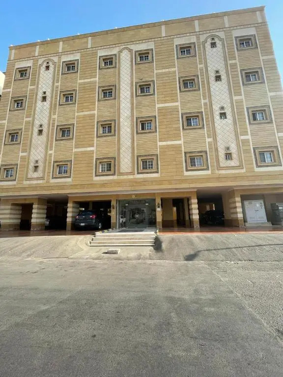 Family two bedroom apartment with free parking and free Wi-Fi