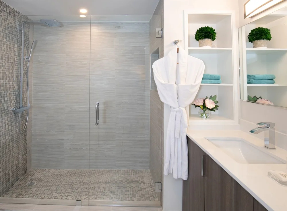 MIA Luxe Properties at Mutiny Park Condominium-Hotel