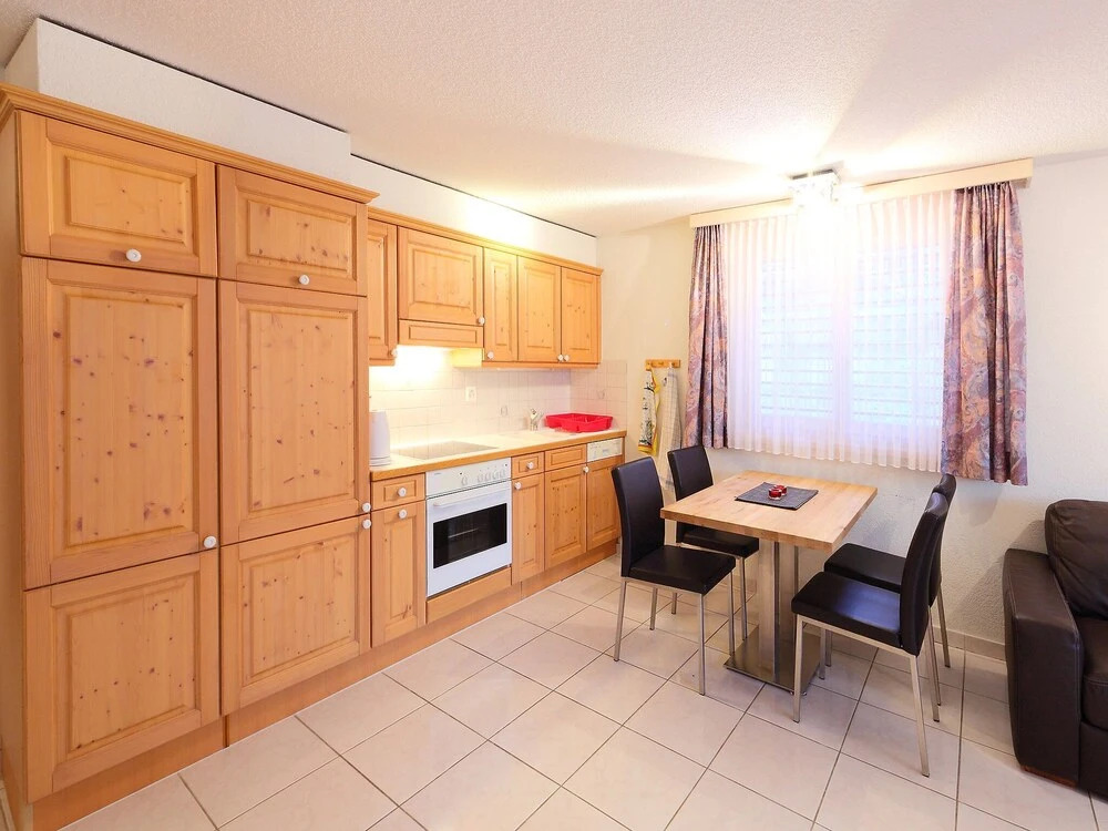 Apartment Roger-2 by Interhome