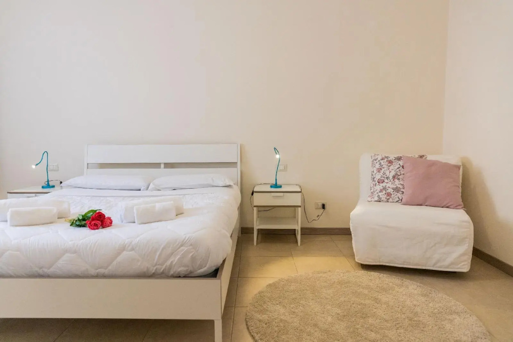Large Filippini residence a few meters from the Arena