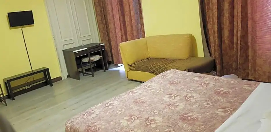 Hotel Vinzaglio