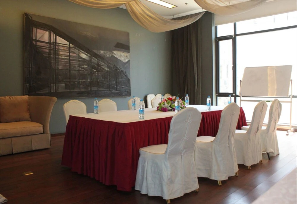 In-Zone Hotel & Apartment Tianjin
