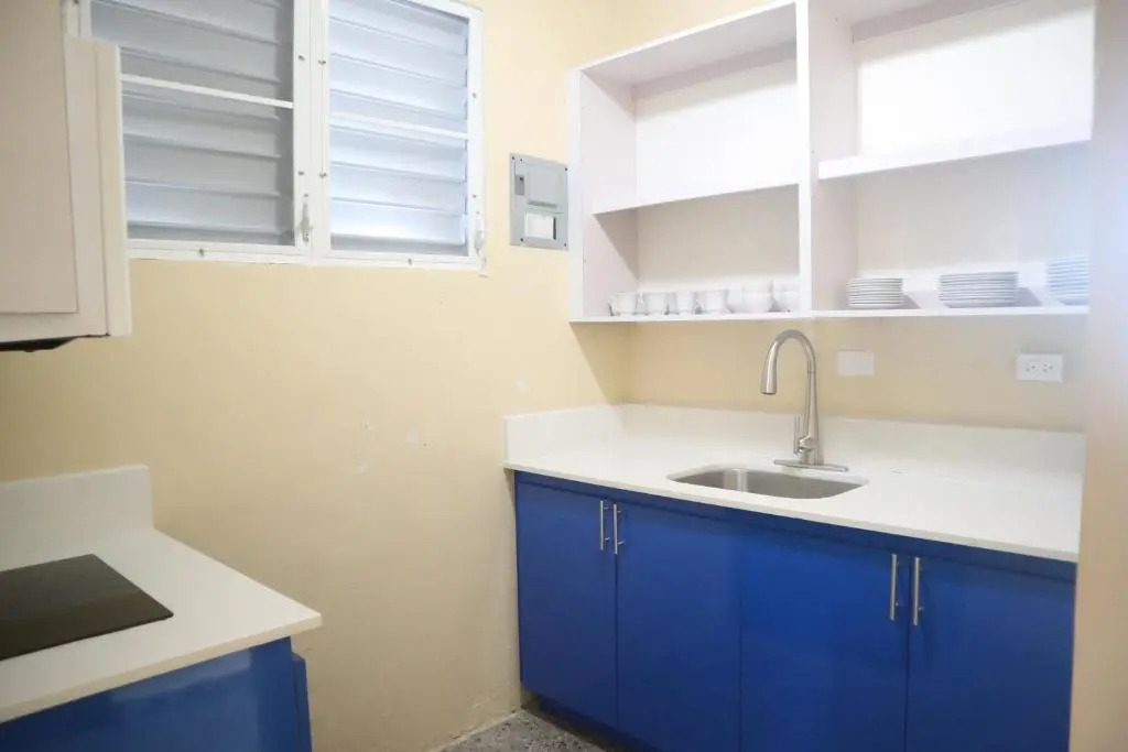 310 Del Valle Central, Freshly Remodeled 3 Bedroom Home Sleeps 8