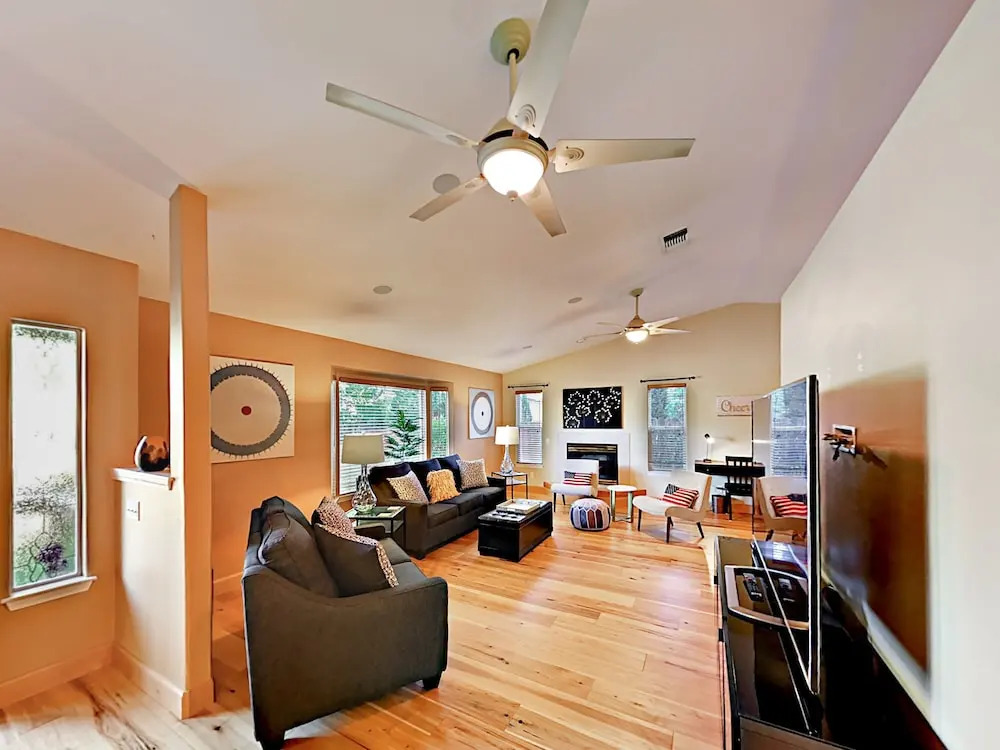 Refined Wine Country Home 3 Bedrooms 2.5 Bathrooms Home