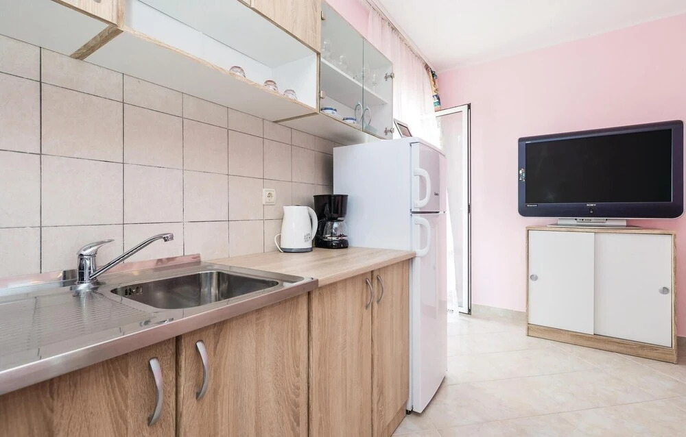 Nice Home in Matulji With Wifi and 1 Bedrooms