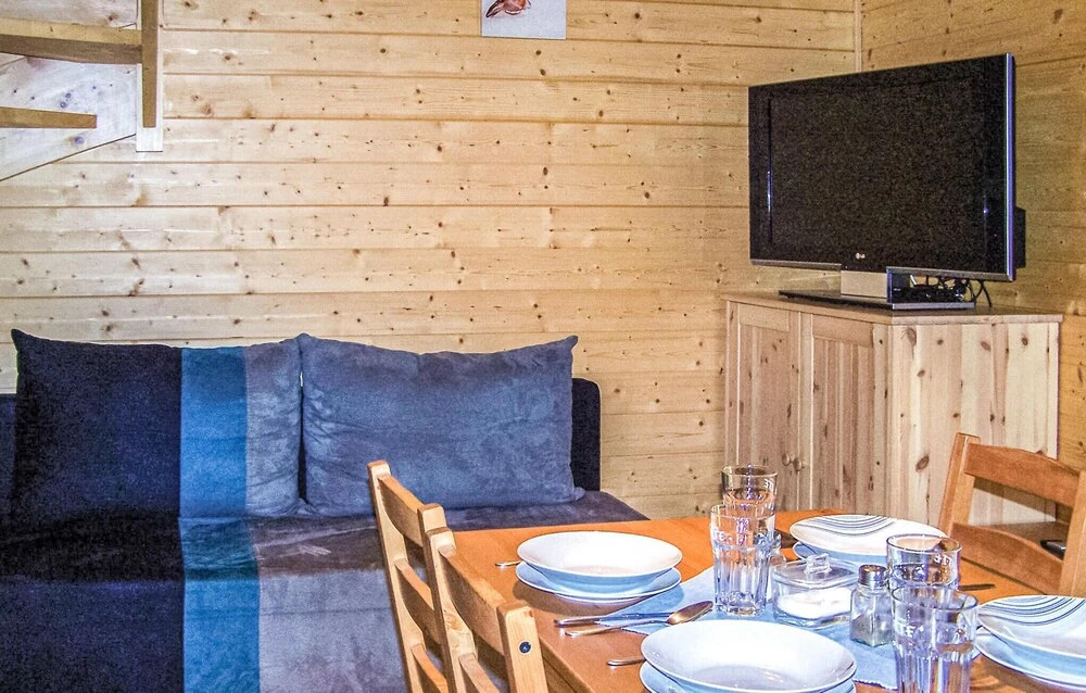 Nice Home In Sianozety With Kitchenette