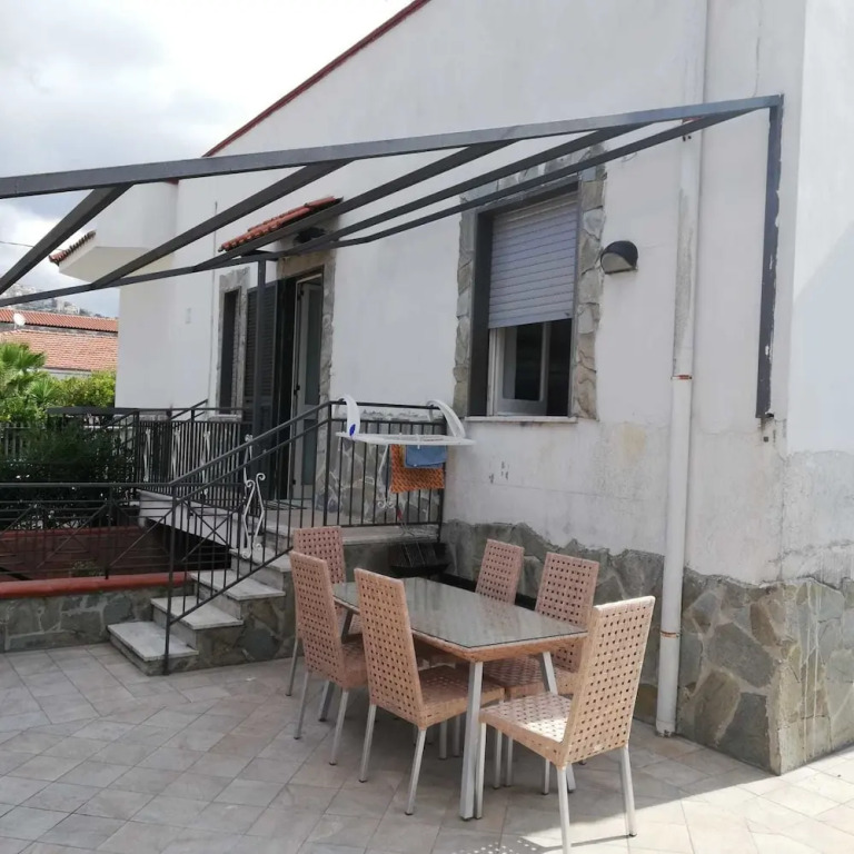ARDIZIO's house
