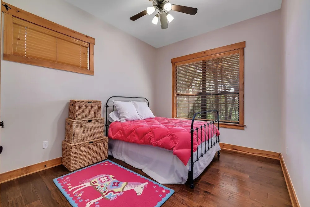 18616 Leander - 4 Br Home