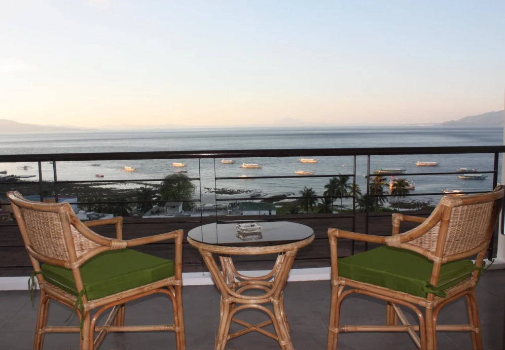 Manarra Sea View Resort