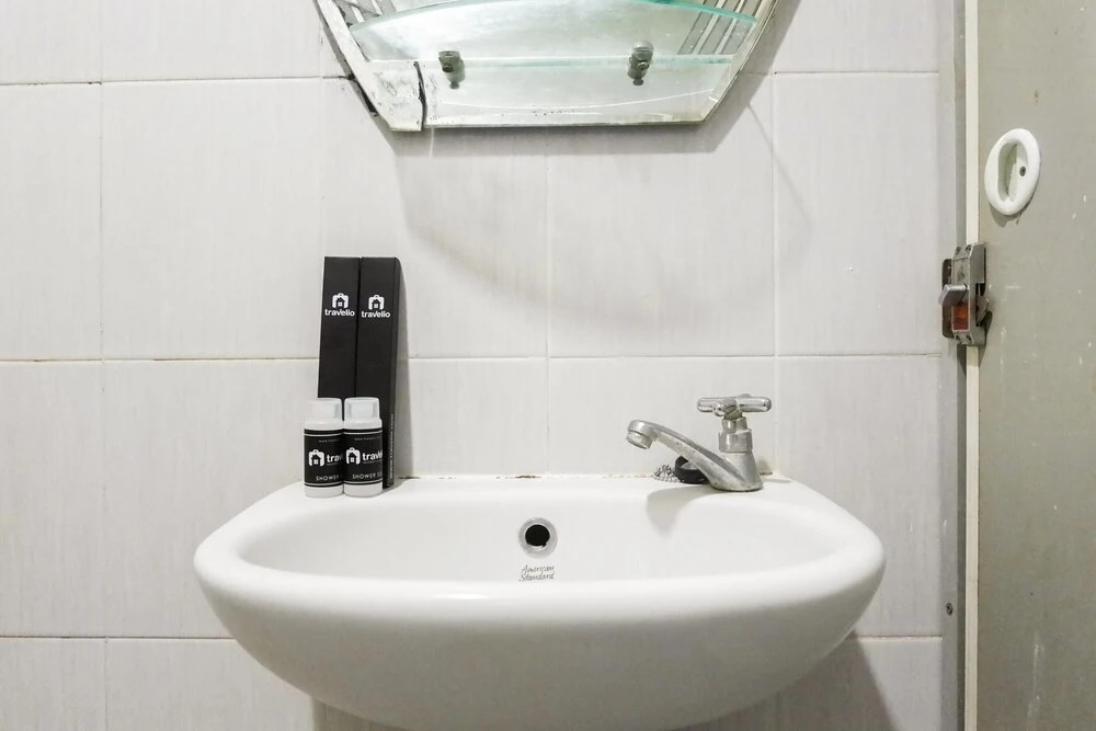 Cozy 2BR Apartement at Dian Regency