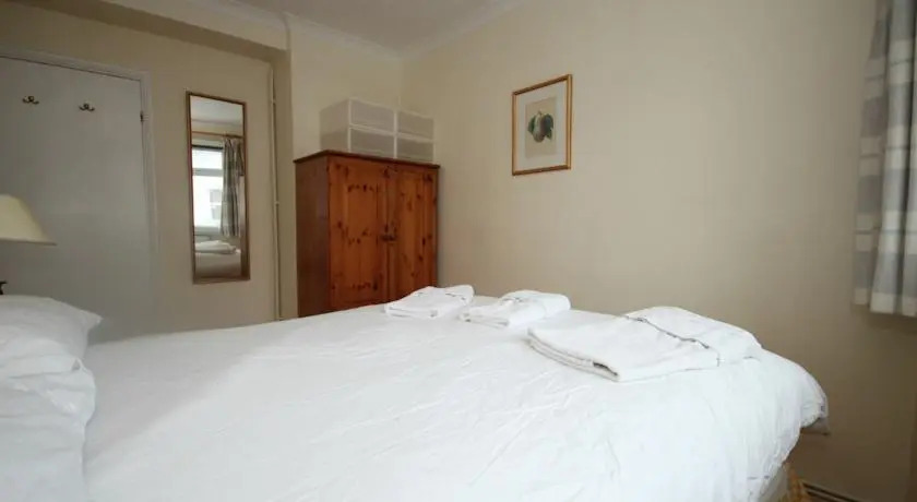 FG Property - Victoria, Wilton Road