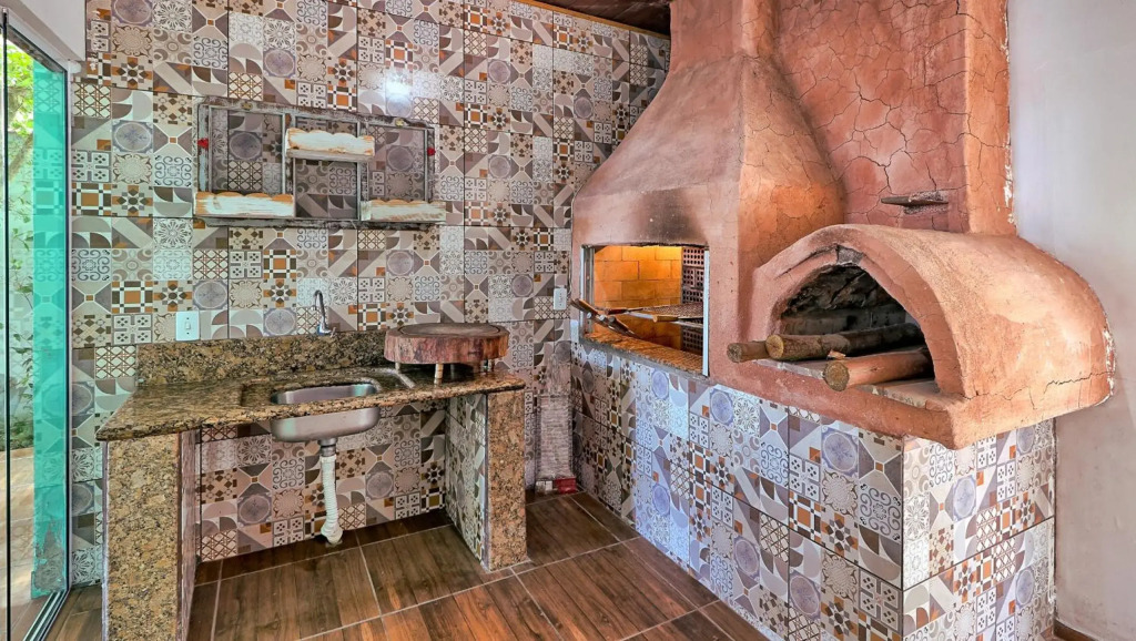 Casa 93 passos praia forno pizza lenha PalmasBNB