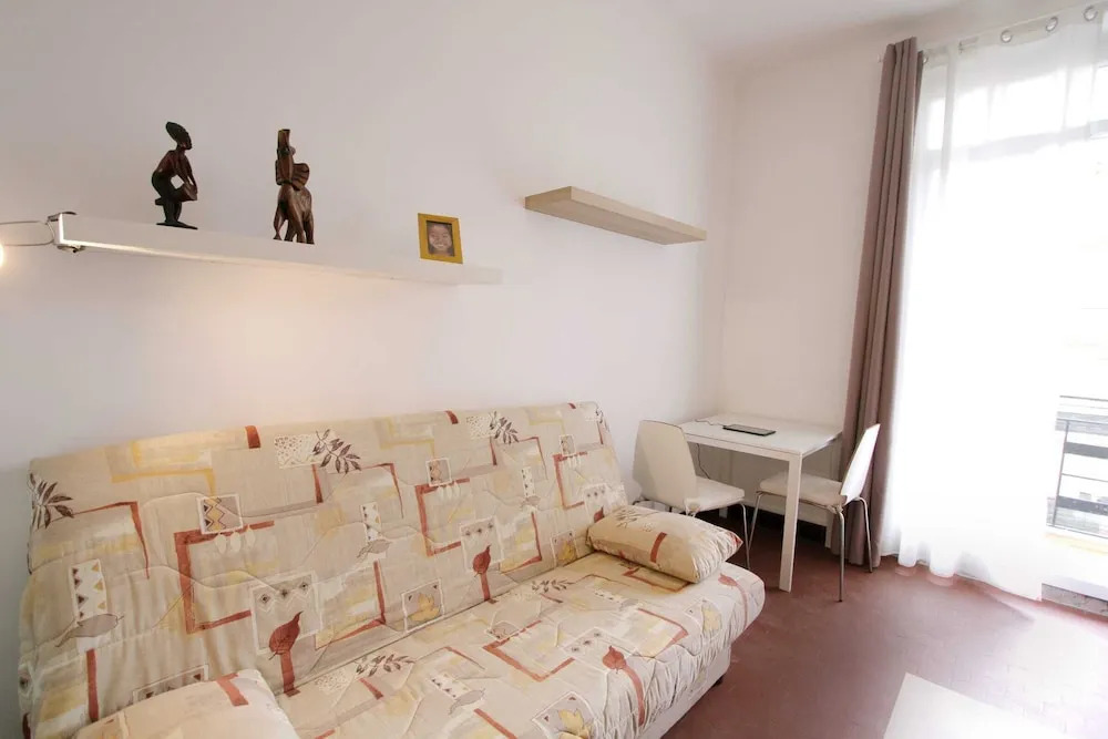 Charming Bright Apartment 4th District