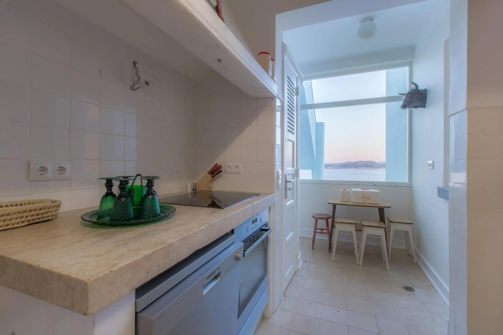 Cabral 5 Stars View