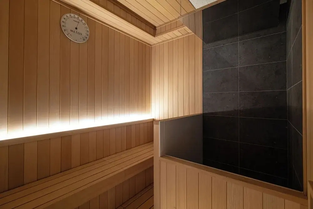 Nozo Hotel
