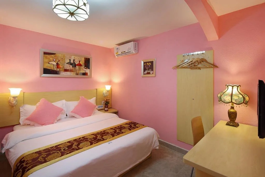 Hai Chen Hotel (Sanya Bay Phoenix Island Pearl Plaza Branch)
