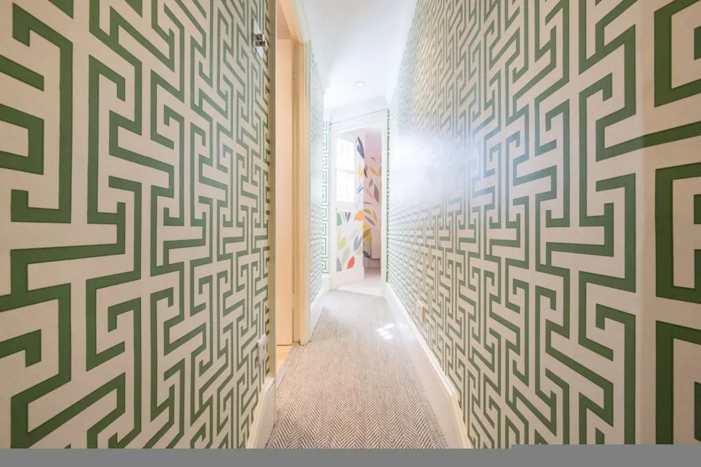 A Royal Residence Stylish 2 Bedroom in Kensington
